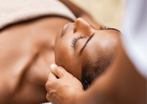 Massage in Commack